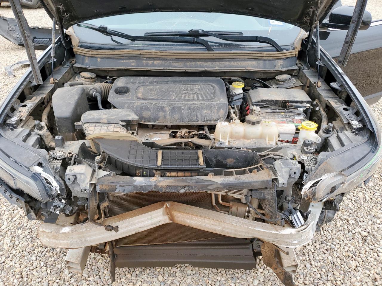 2019 Jeep Cherokee Latitude VIN: 1C4PJLCB4KD428529 Lot: 85945385