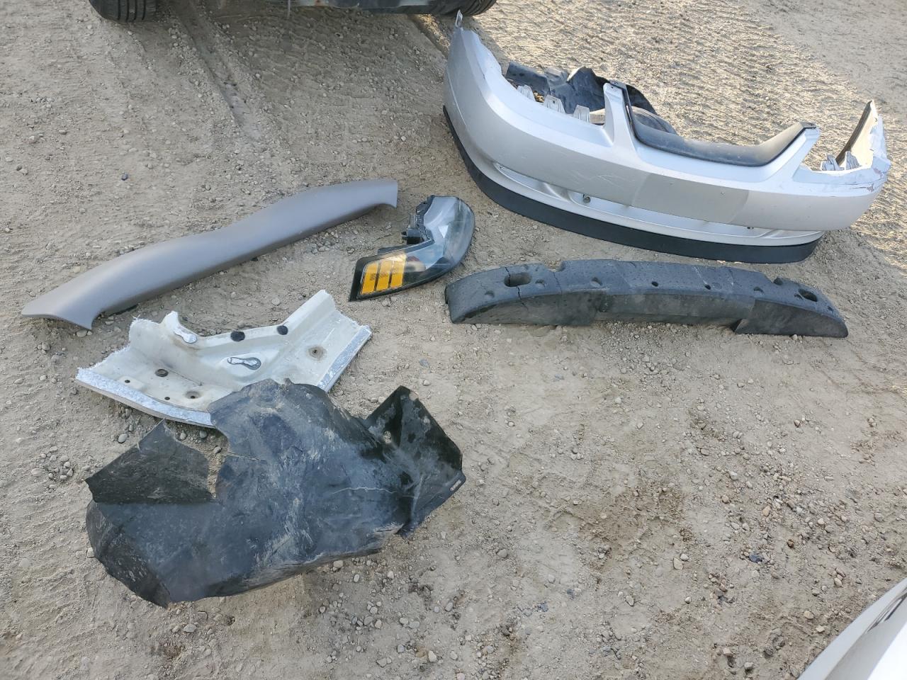 2002 Ford Mustang VIN: 1FAFP40442F189287 Lot: 90862875