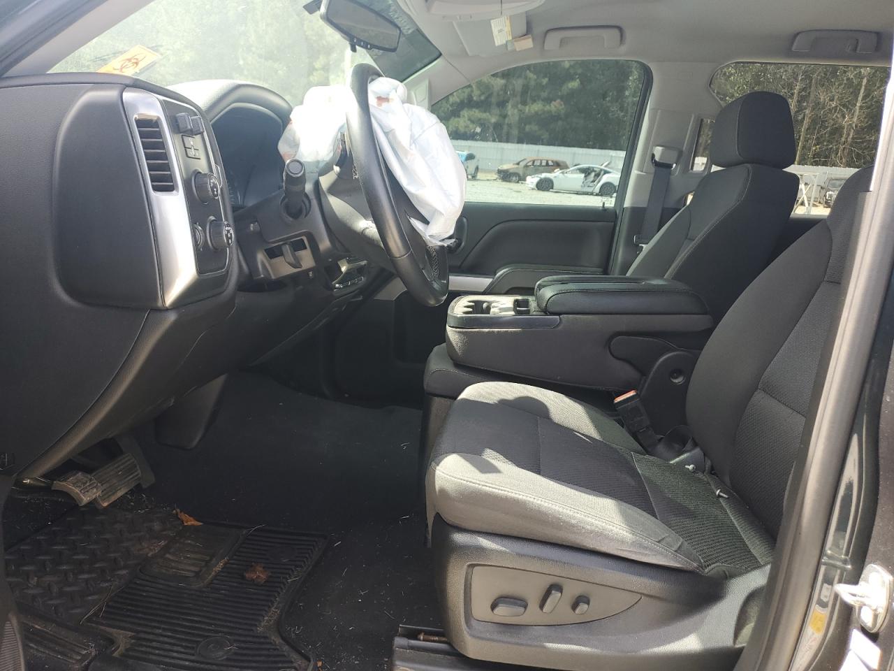 2018 Chevrolet Silverado K1500 Lt VIN: 3GCUKREC3JG533072 Lot: 84949395