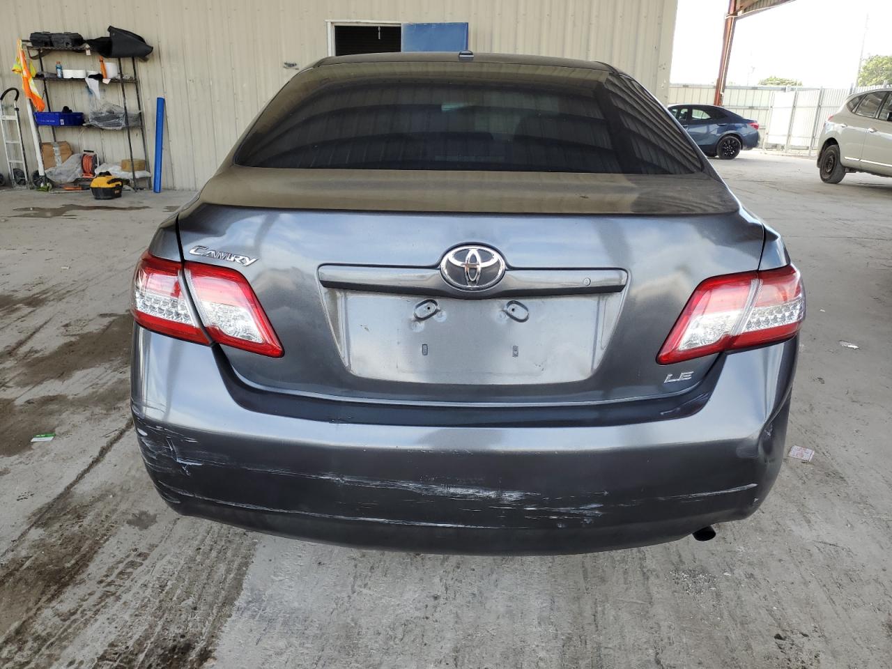 2010 Toyota Camry Base VIN: 4T1BF3EK2AU091121 Lot: 87057285