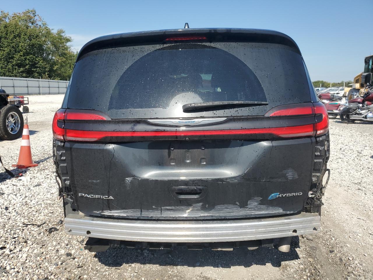 2021 Chrysler Pacifica Hybrid Touring VIN: 2C4RC1R73MR513940 Lot: 84914595