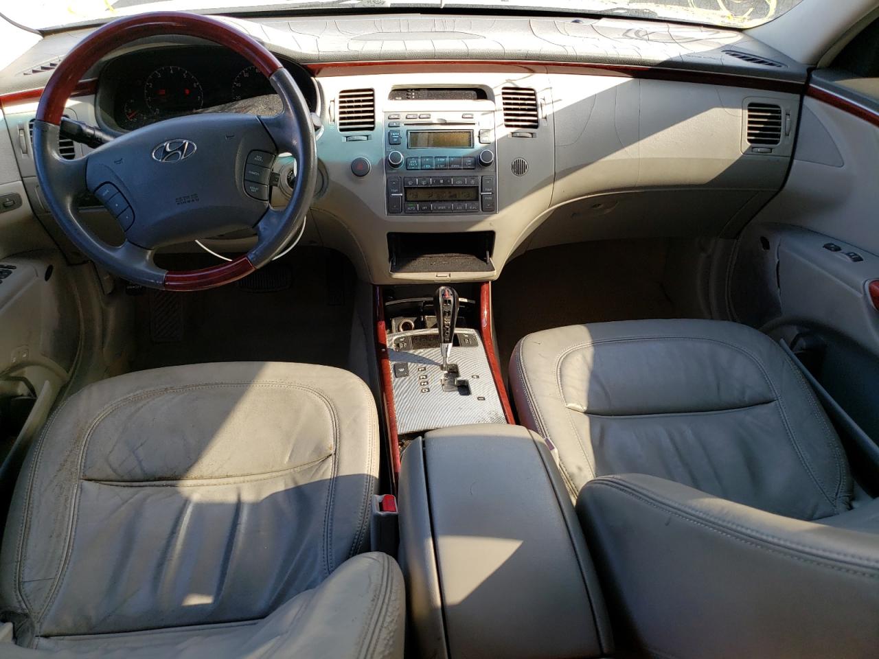 2007 Hyundai Azera Se VIN: KMHFC46F07A242937 Lot: 85093875