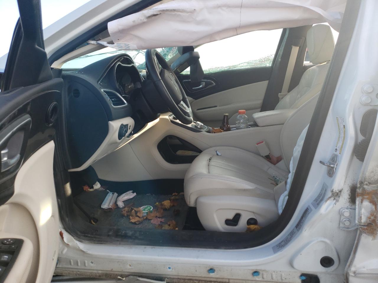 2015 Chrysler 200 C VIN: 1C3CCCEG0FN674063 Lot: 90224245