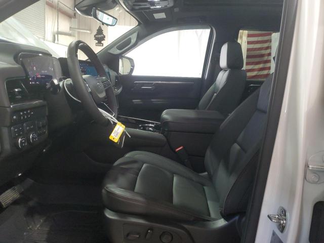  CHEVROLET SUBURBAN 2025 Белы