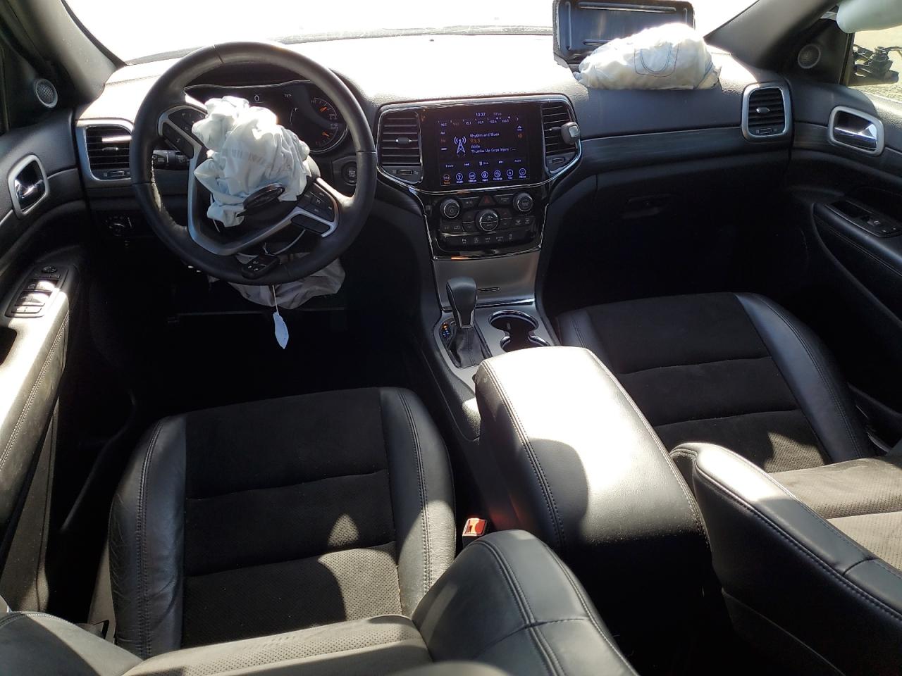 2019 Jeep Grand Cherokee Laredo VIN: 1C4RJEAG0KC700860 Lot: 84964945