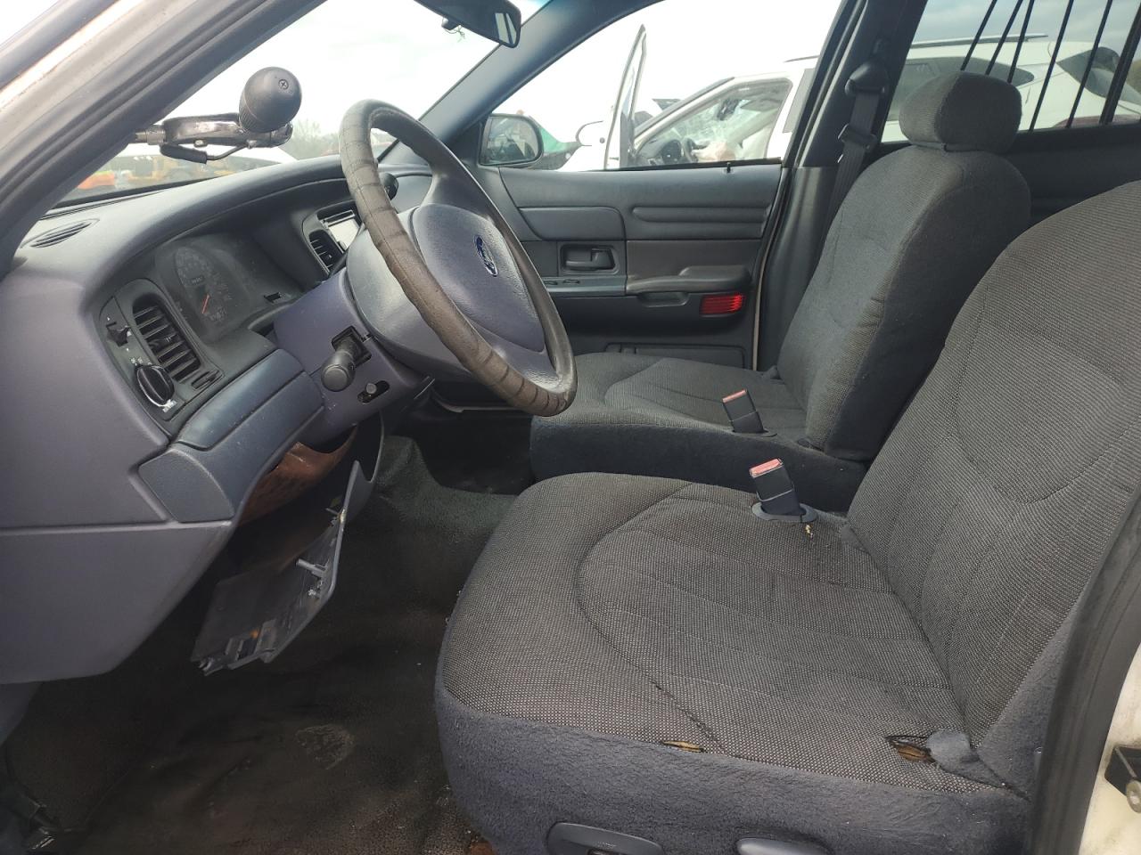 2001 Ford Crown Victoria Police Interceptor VIN: 2FAFP71W91X192934 Lot: 90677935