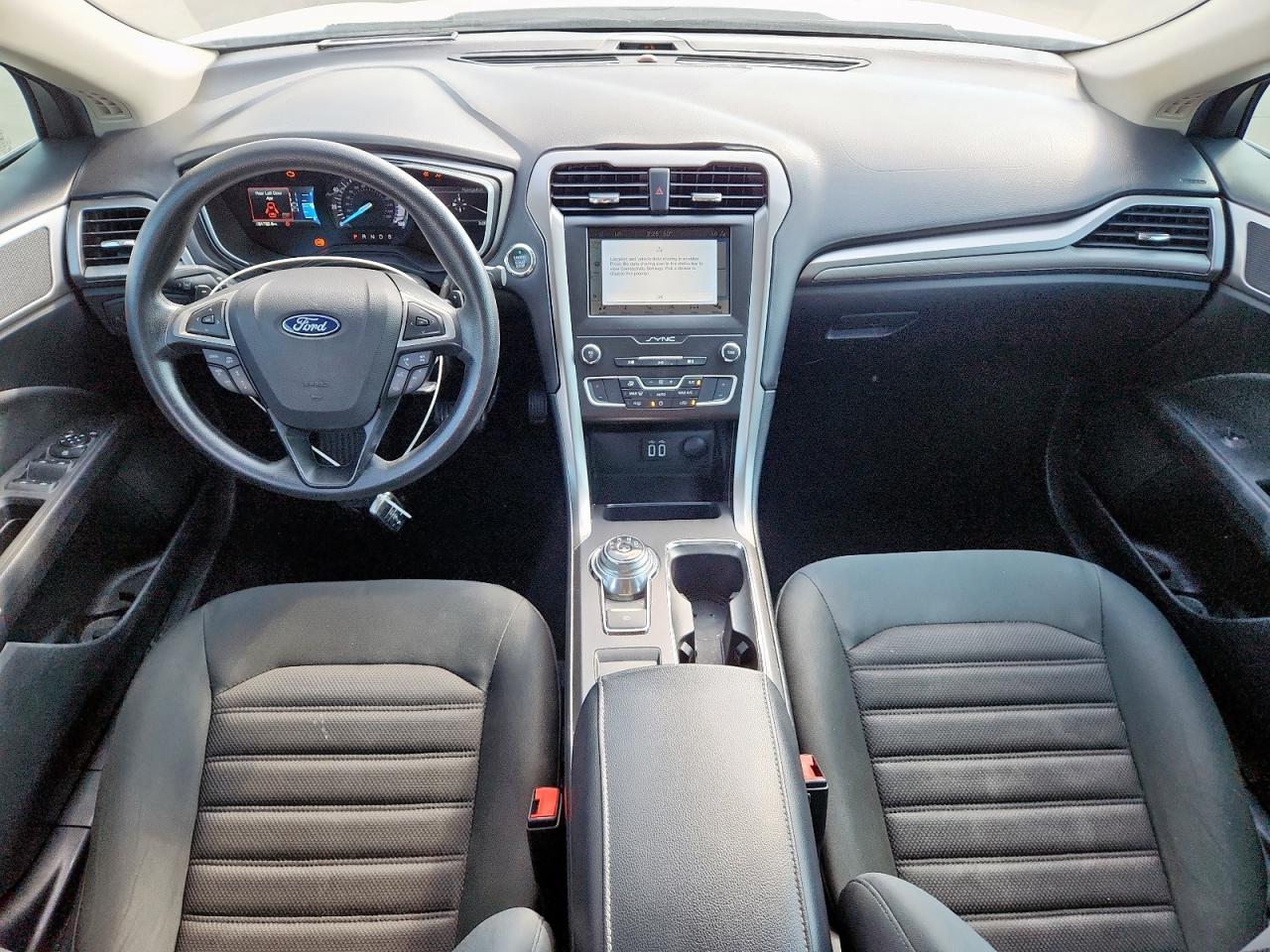 2019 Ford Fusion Se VIN: 3FA6P0HDXKR148243 Lot: 84481575