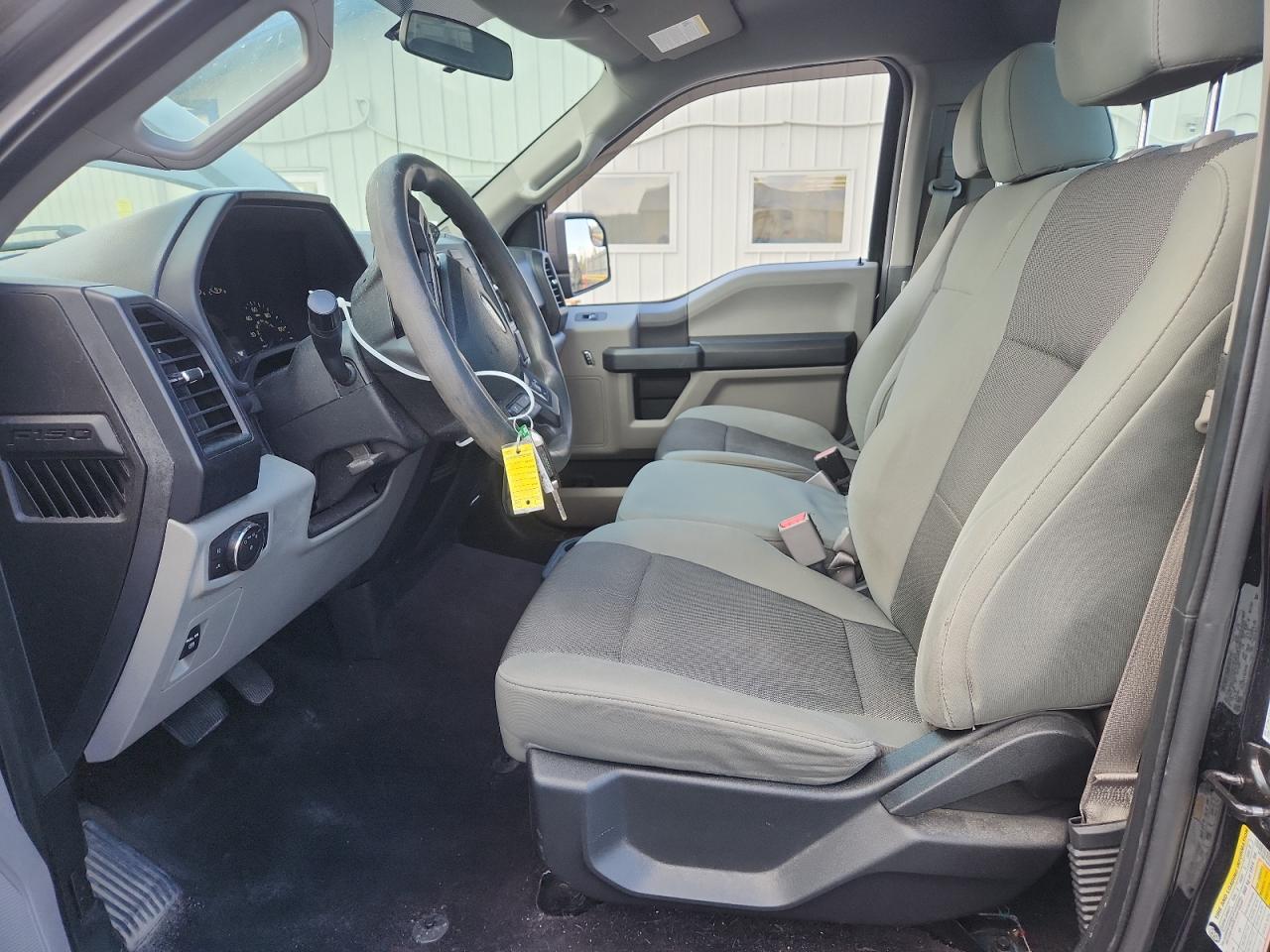 2016 Ford F150 VIN: 1FTMF1C82GKE40159 Lot: 85501565