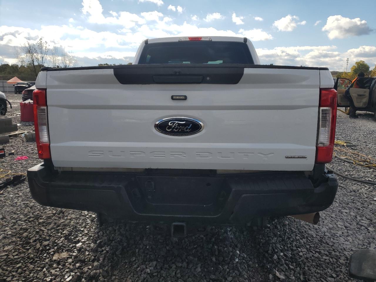 2019 Ford F250 Super Duty VIN: 1FT7W2A60KEE23517 Lot: 90445255