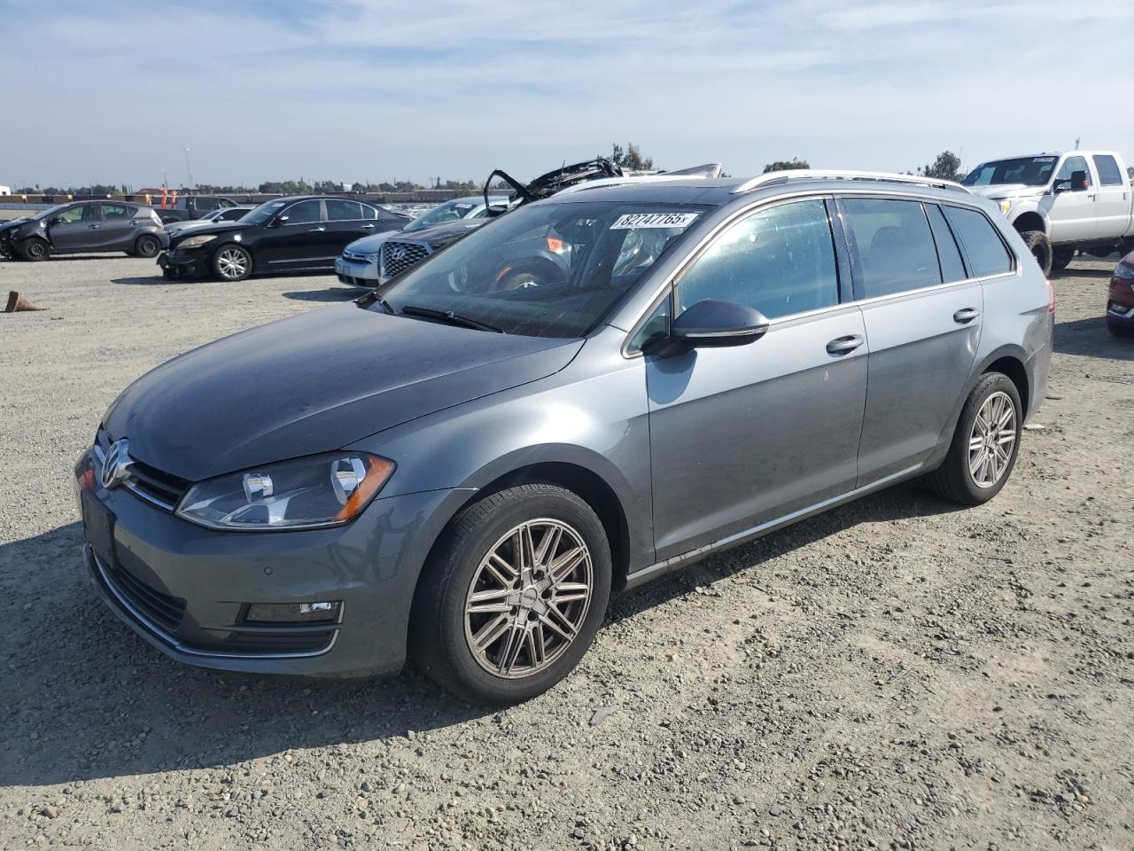 2015 Volkswagen Golf Sportwagen Tdi S