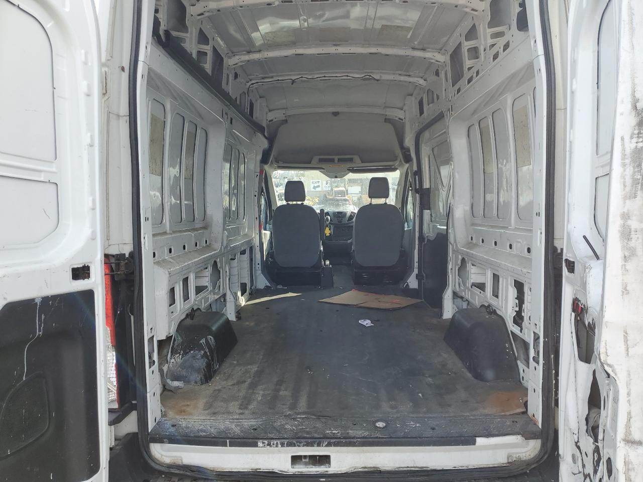 2015 Ford Transit T-250 VIN: 1FTNR2XM9FKA92934 Lot: 85131515