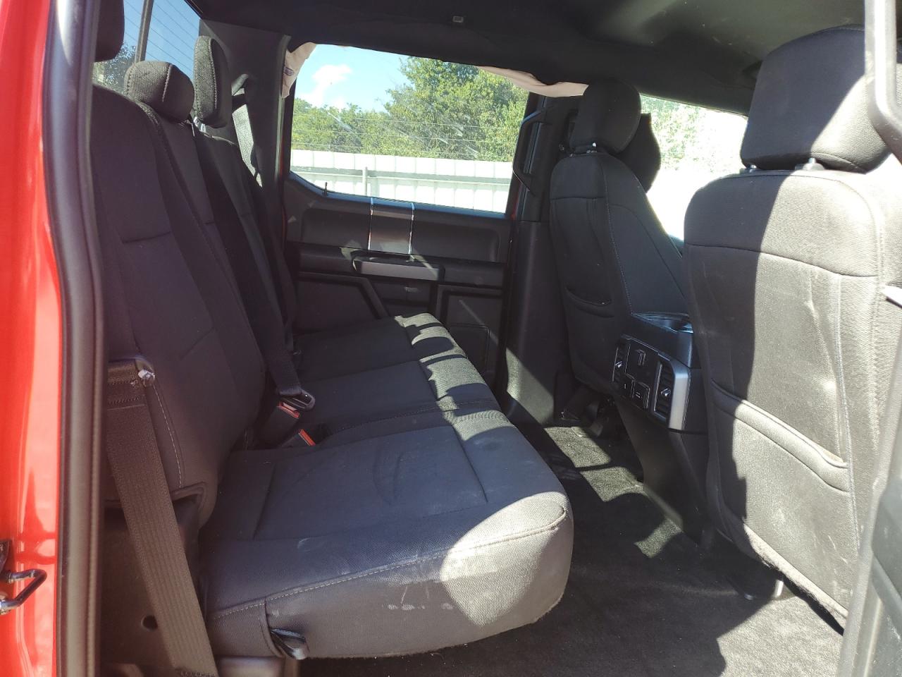 2020 Ford F150 Supercrew VIN: 1FTEW1E53LKE83572 Lot: 82520305