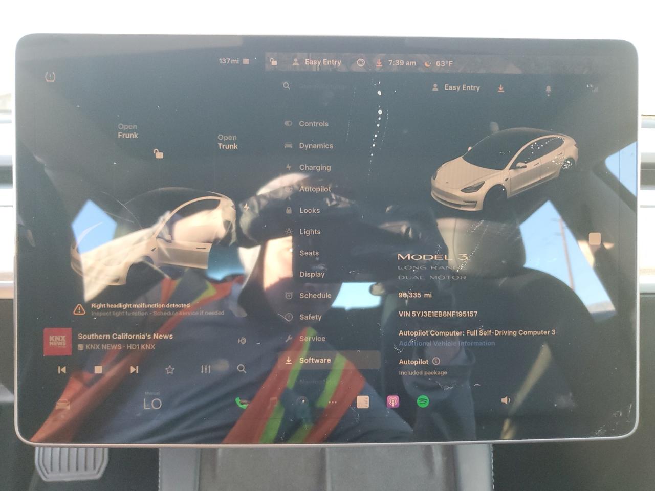 2022 Tesla Model 3 VIN: 5YJ3E1EB8NF195157 Lot: 89849315