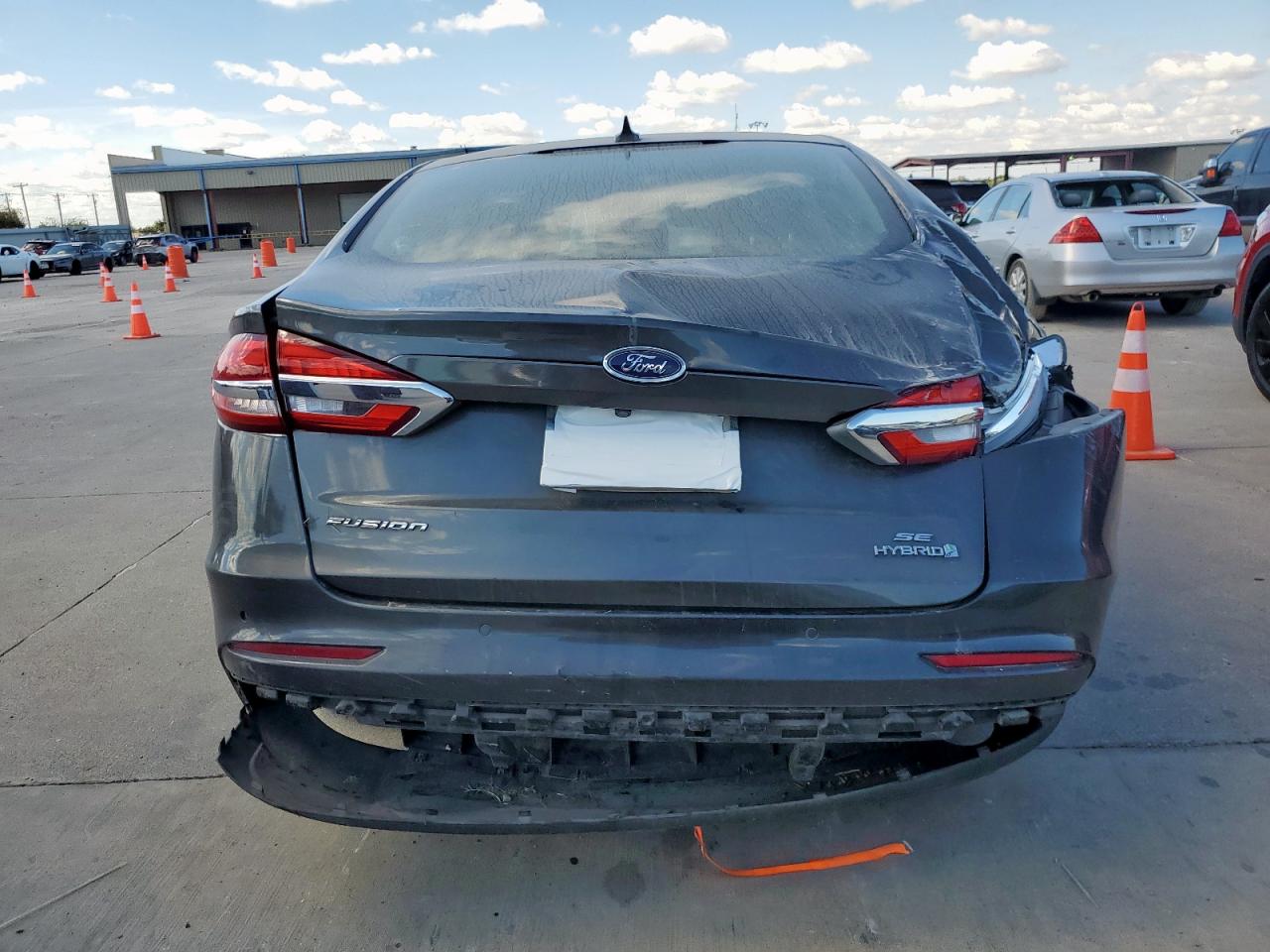 2019 Ford Fusion Se VIN: 3FA6P0LU8KR263818 Lot: 84888135