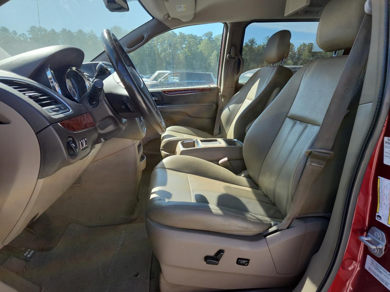 2016 Chrysler Town & Country Touring VIN: 2C4RC1BG5GR230390 Lot: 84900905