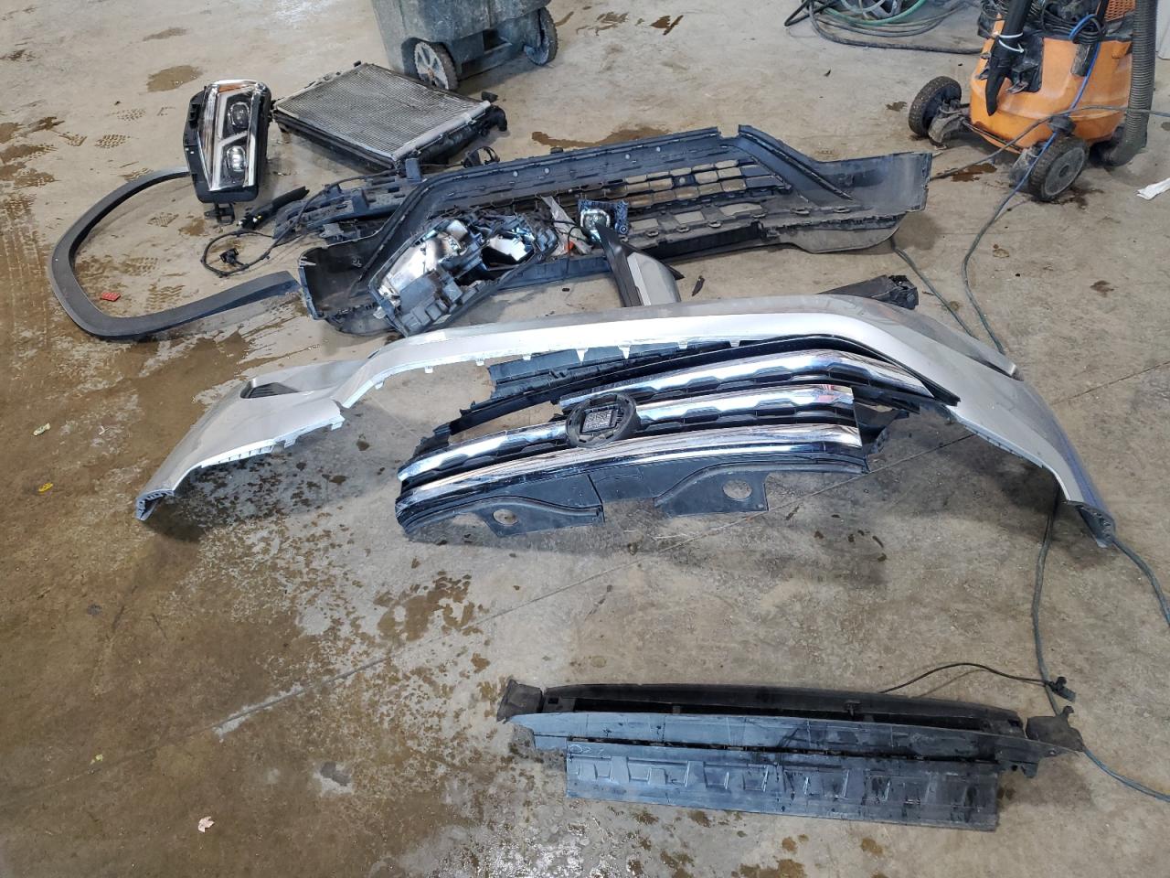 2020 Volkswagen Atlas Cross Sport Se VIN: 1V21E2CA8LC216749 Lot: 81615115