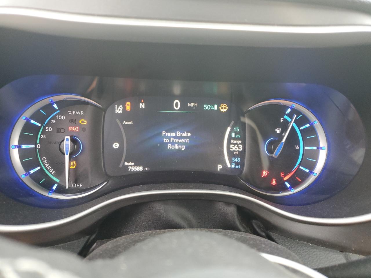 2022 Chrysler Pacifica Hybrid Touring L VIN: 2C4RC1L78NR105735 Lot: 86676105