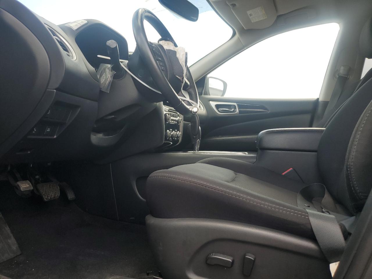 2019 Nissan Pathfinder S VIN: 5N1DR2MN5KC606674 Lot: 82293035