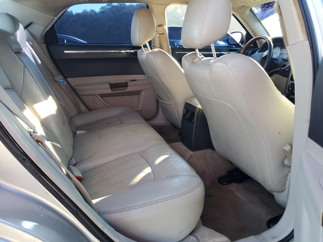 2006 Chrysler 300C VIN: 2C3KA63H06H498140 Lot: 90664295