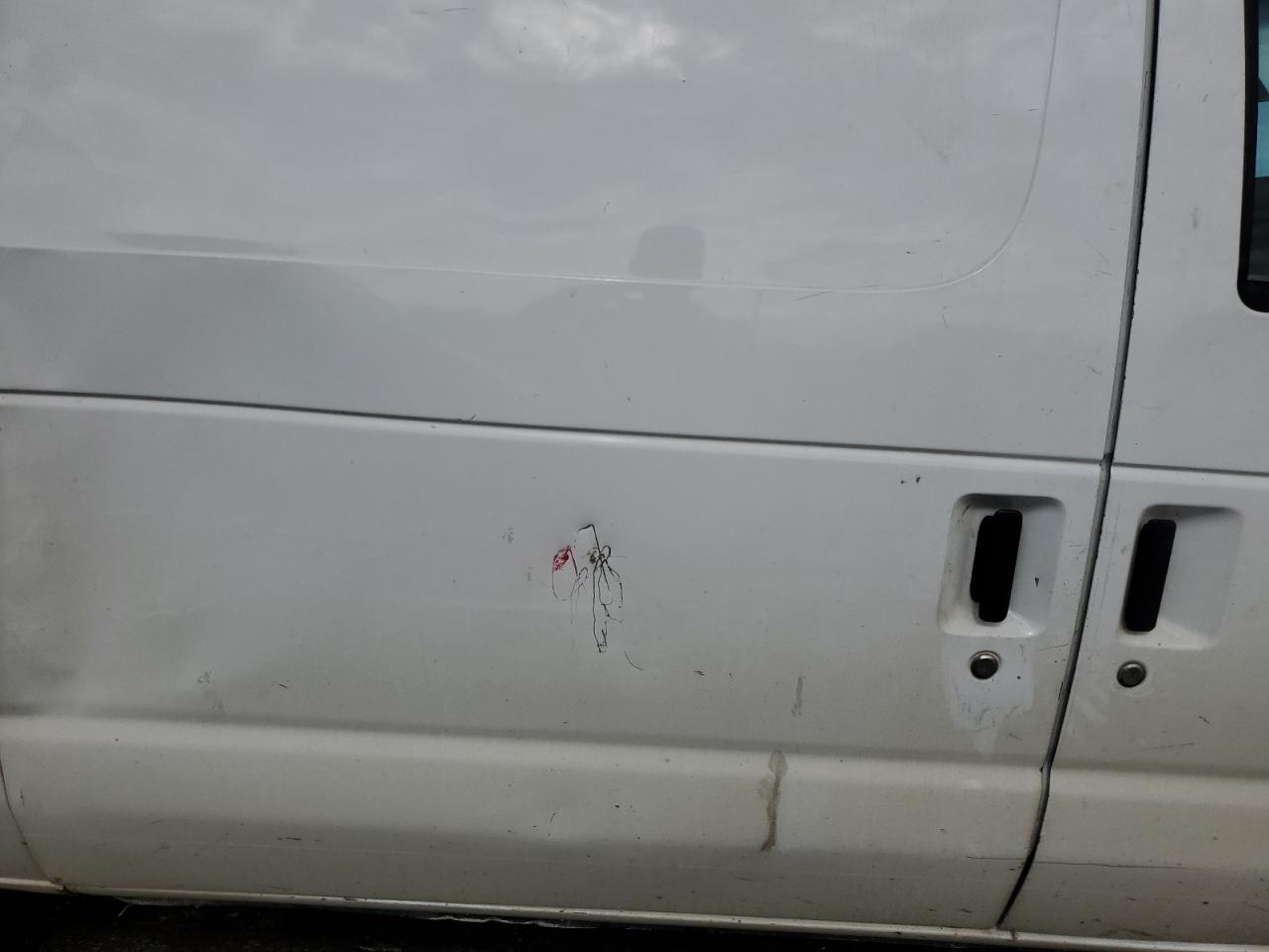 2010 Ford Econoline E150 Van VIN: 1FTNE1EW5ADA69724 Lot: 85286095