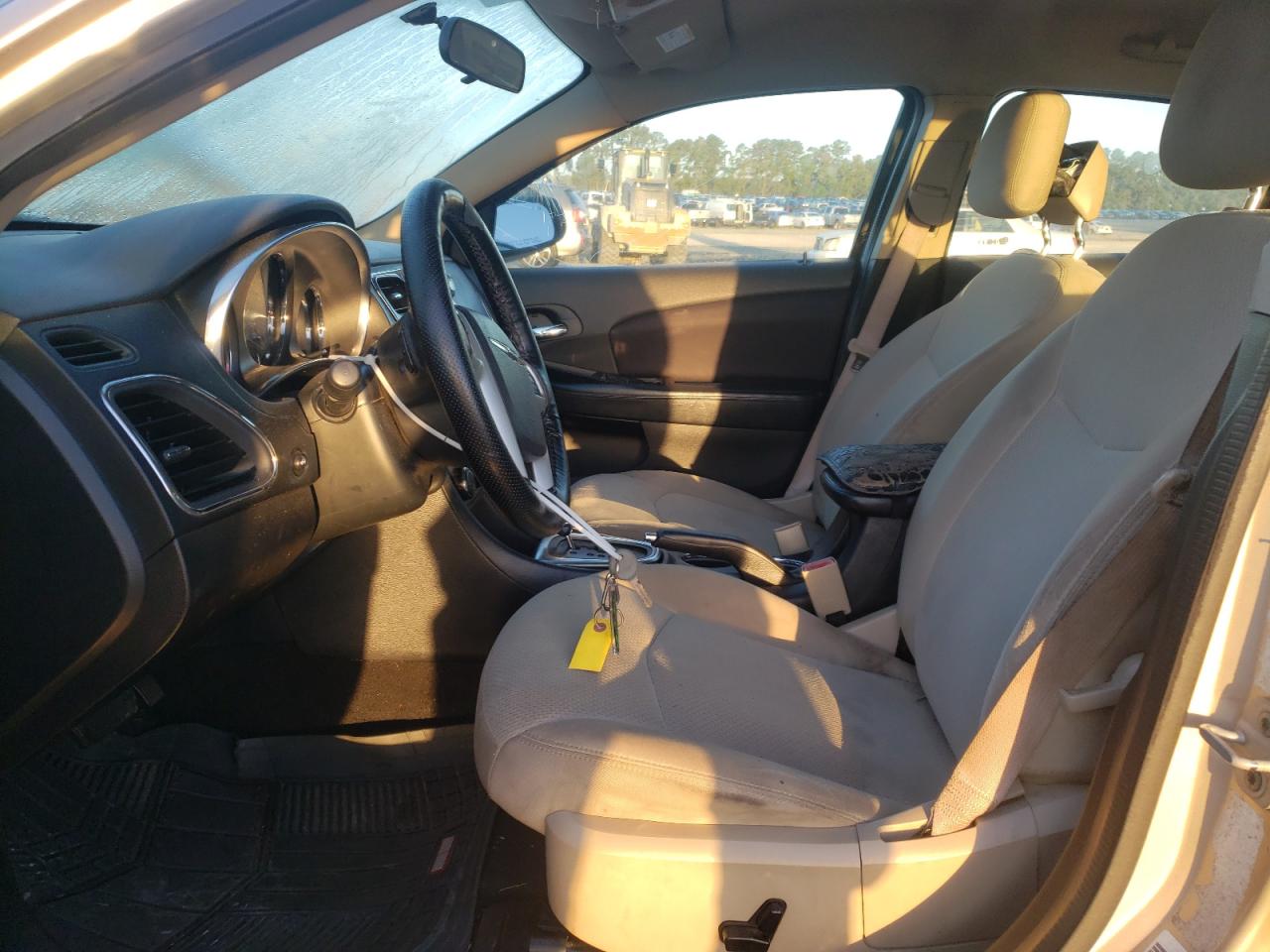 2013 Chrysler 200 Touring VIN: 1C3CCBBBXDN765907 Lot: 84814845