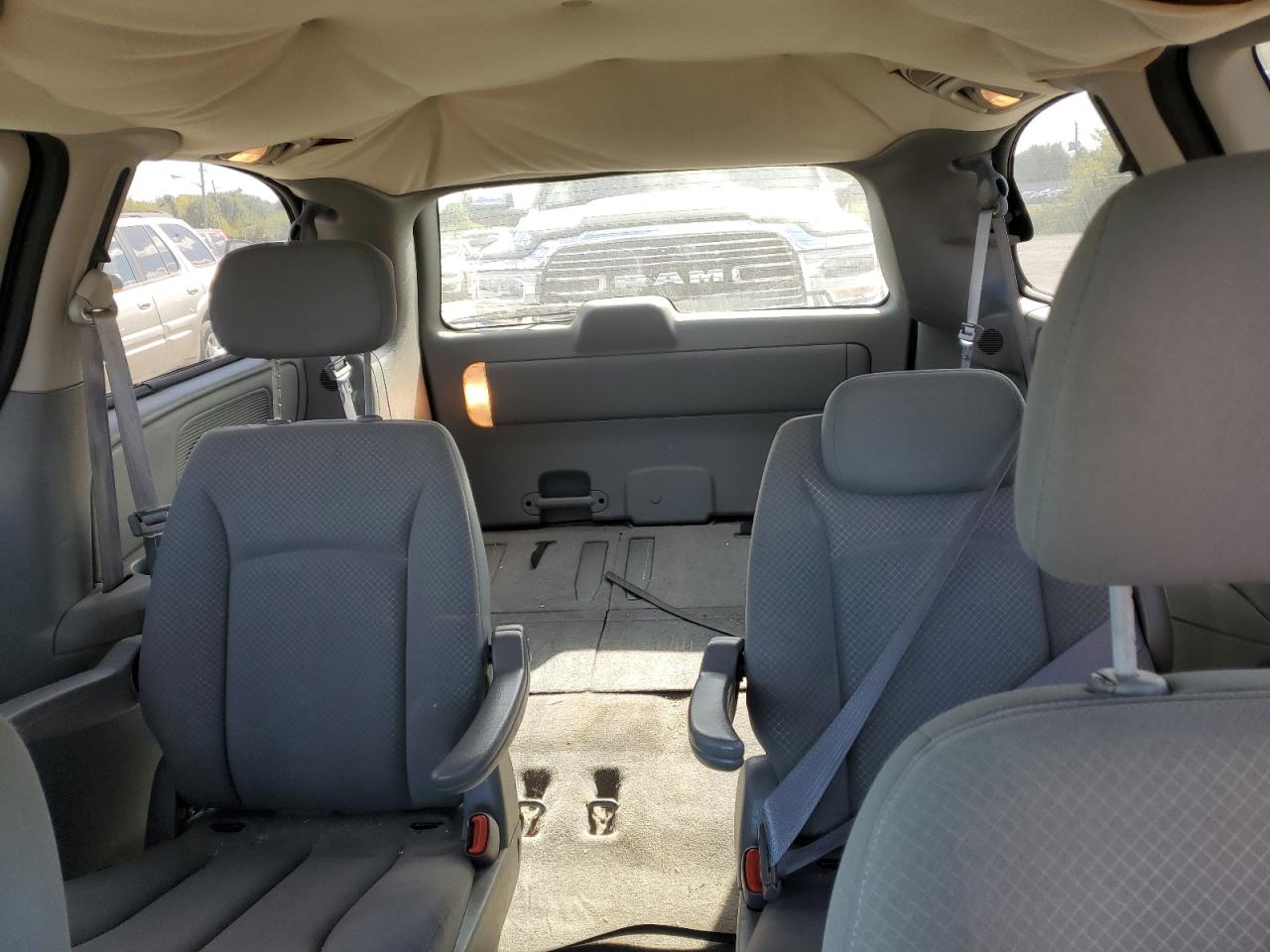 2007 Dodge Grand Caravan Sxt VIN: 2D4GP44L07R313509 Lot: 82700625