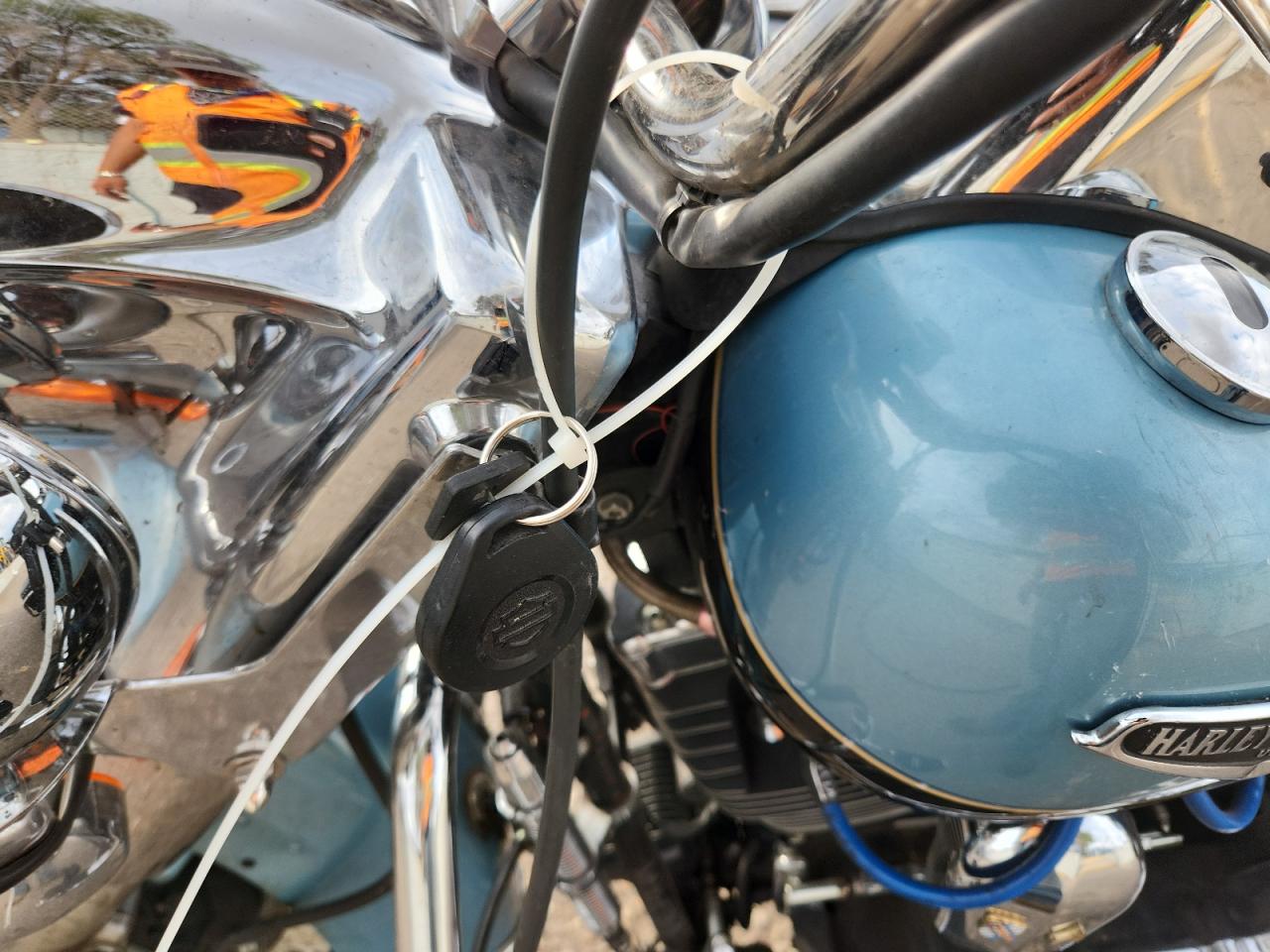 2007 Harley-Davidson Flhrci VIN: 1HD1FR4137Y710000 Lot: 85828335