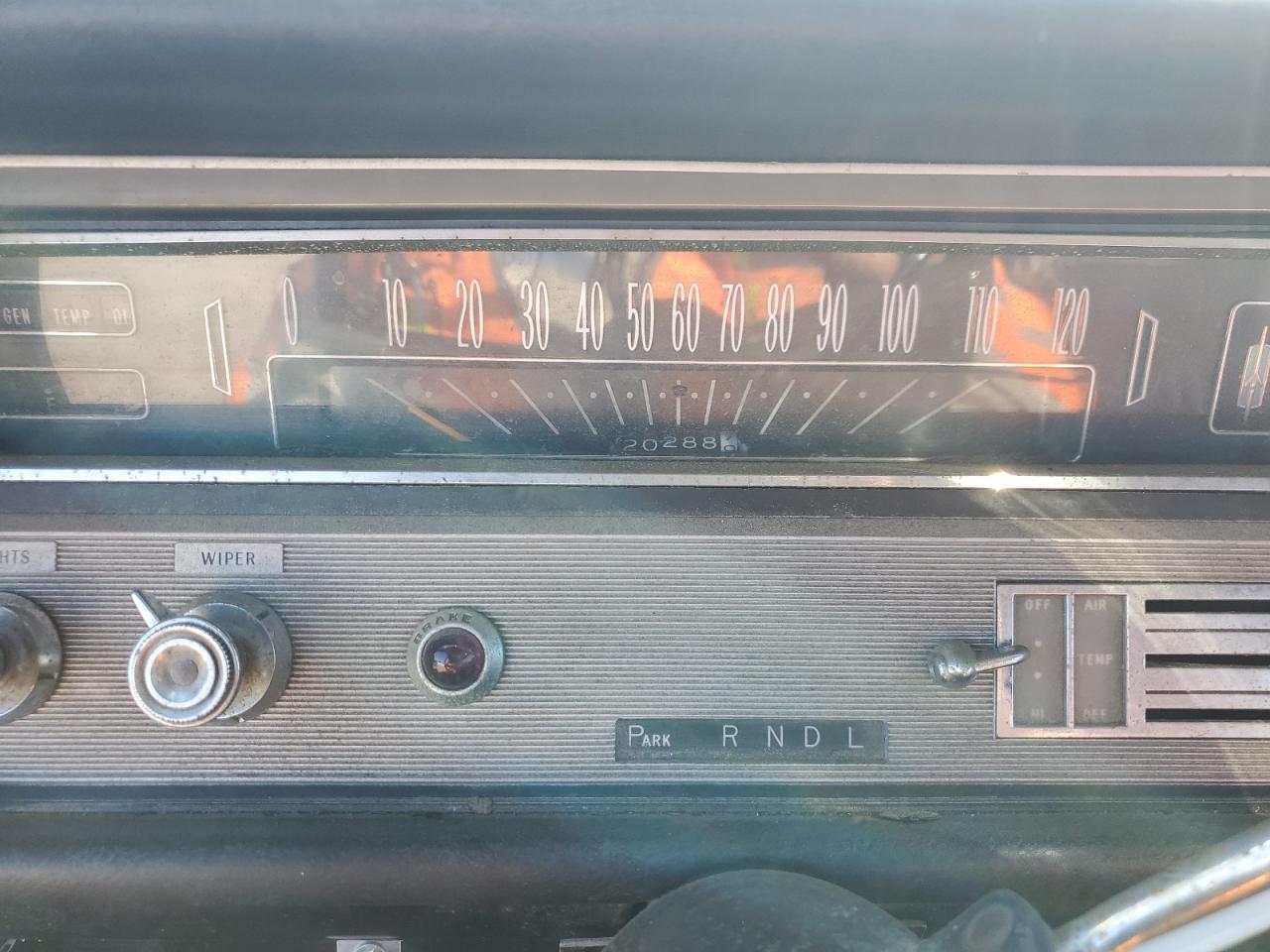 1965 Oldsmobile Cutlass VIN: 338375Z129948 Lot: 90940105