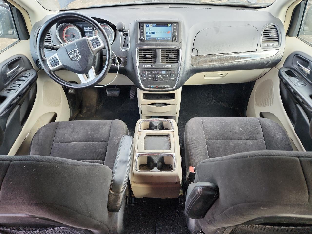 2011 Dodge Grand Caravan Crew VIN: 2D4RN5DG0BR686162 Lot: 82111205