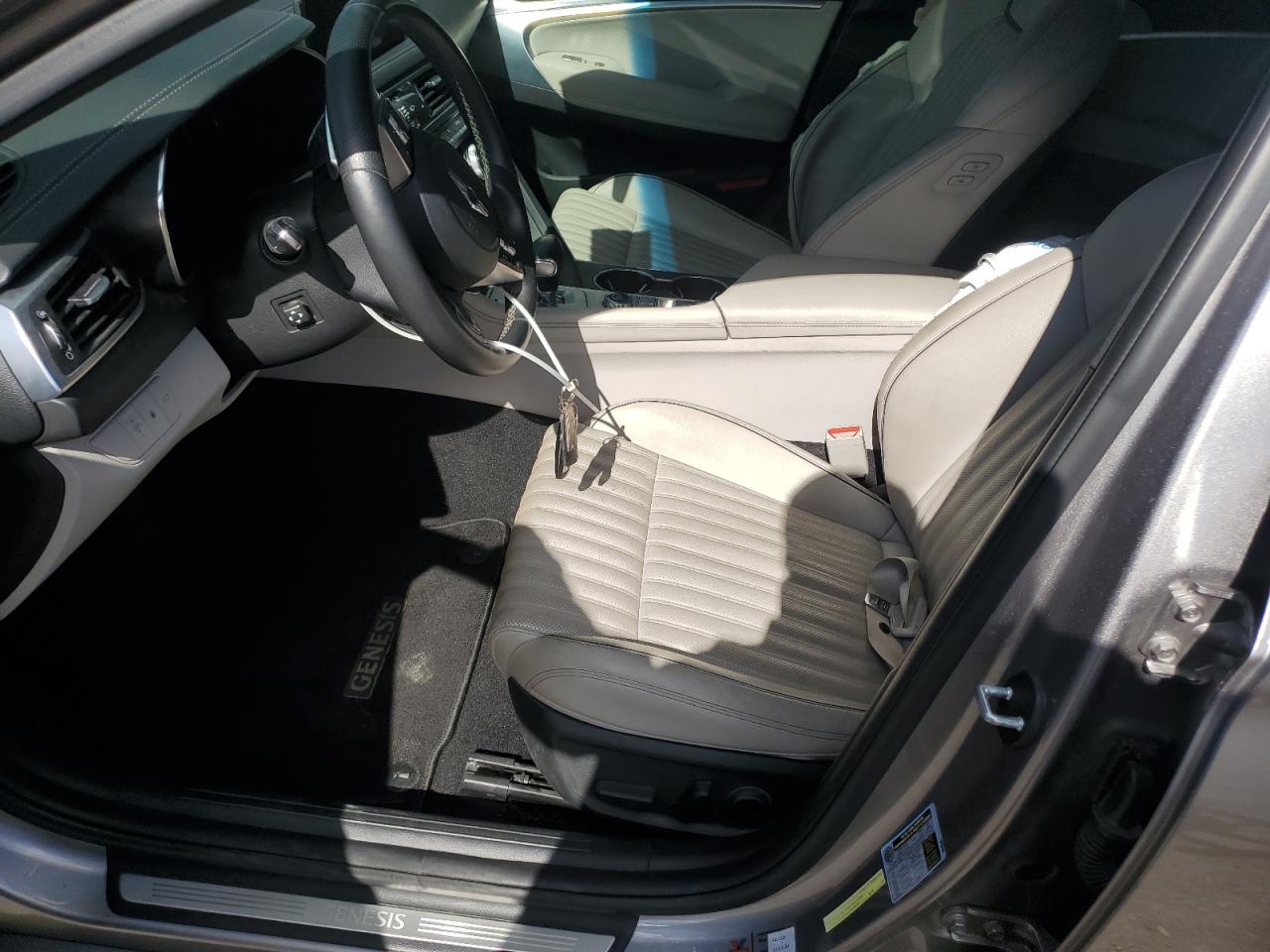 2022 Genesis G70 Base VIN: KMTG54TE2NU082443 Lot: 86299265