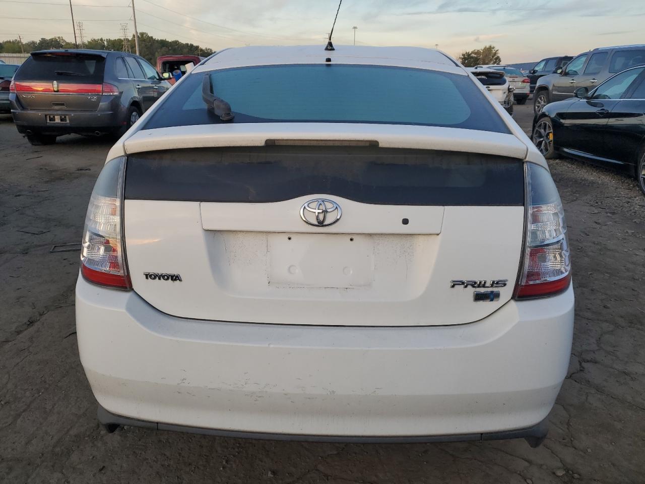 2005 Toyota Prius VIN: JTDKB20U853019421 Lot: 81901085