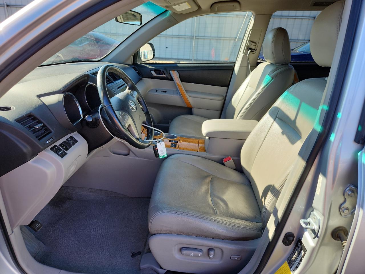 2008 Toyota Highlander Hybrid VIN: JTEEW41A382013985 Lot: 85932515