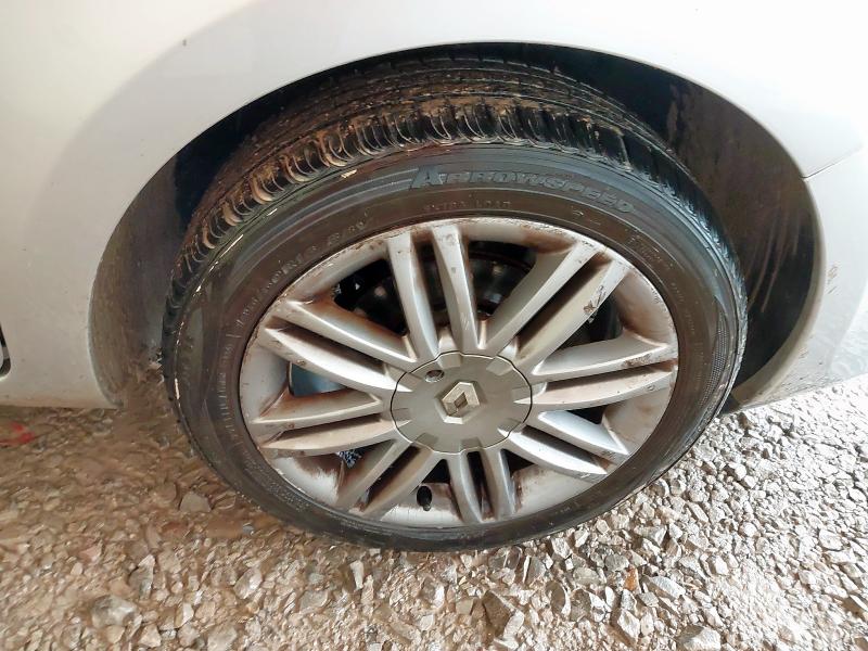 2012 RENAULT CLIO 1.2 16V DYNAMIQUE TOMTOM 3DR