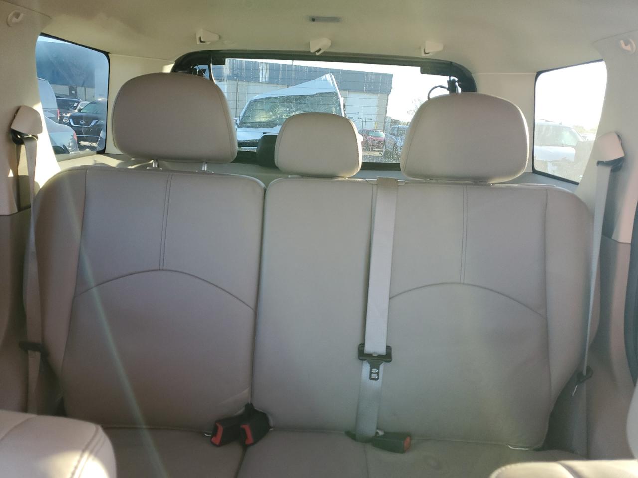 2010 Mercury Mariner Premier VIN: 4M2CN8HG1AKJ27743 Lot: 85939075