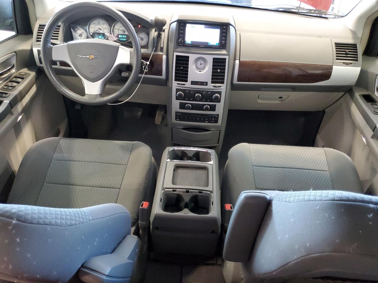 2010 Chrysler Town & Country Touring VIN: 2A4RR5D16AR250566 Lot: 82248885