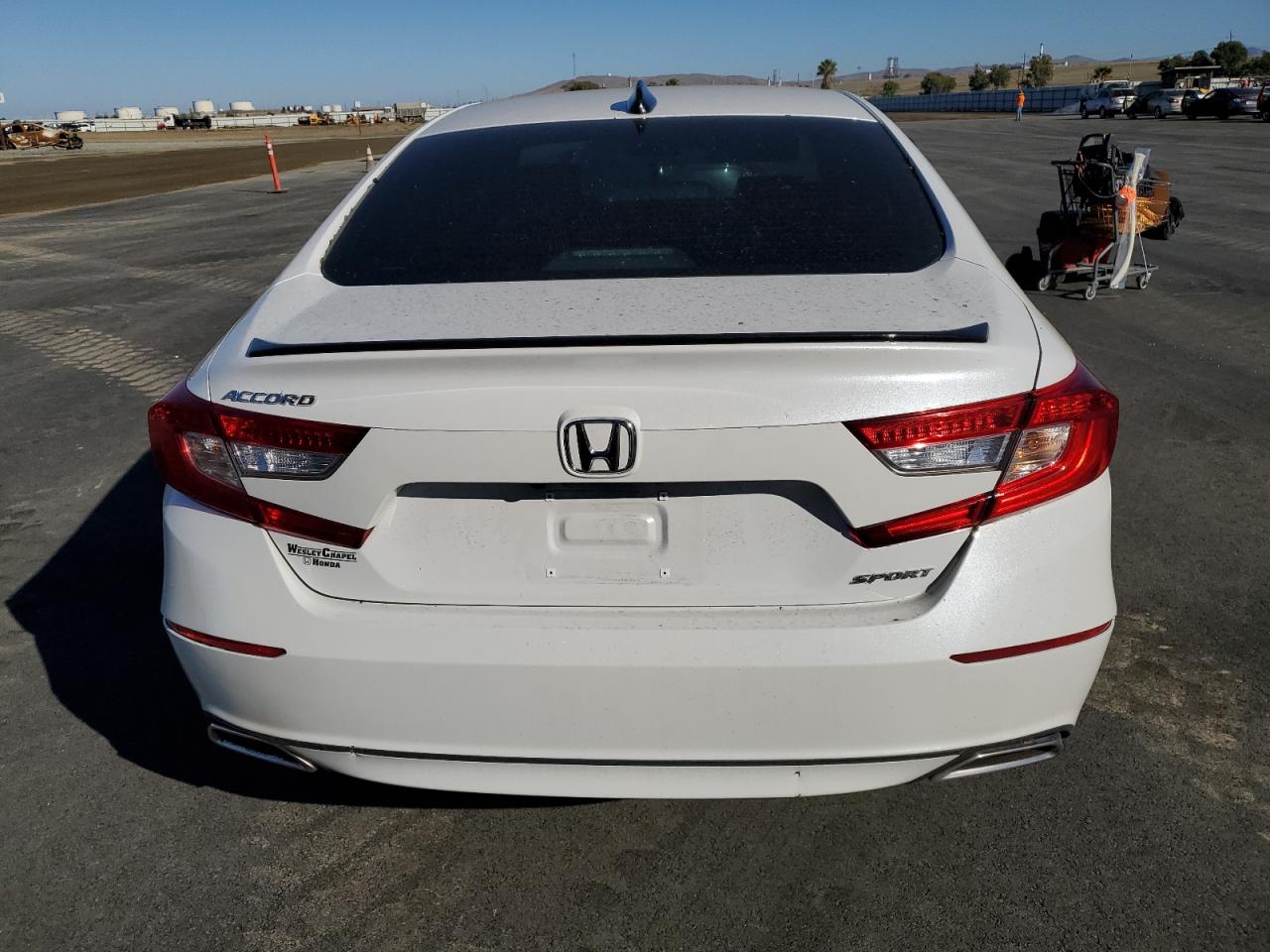 2022 Honda Accord Sport VIN: 1HGCV1F38NA052565 Lot: 82625955