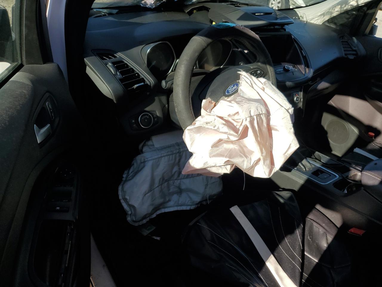 2018 Ford Escape Se VIN: 1FMCU0GD2JUB21239 Lot: 89492665