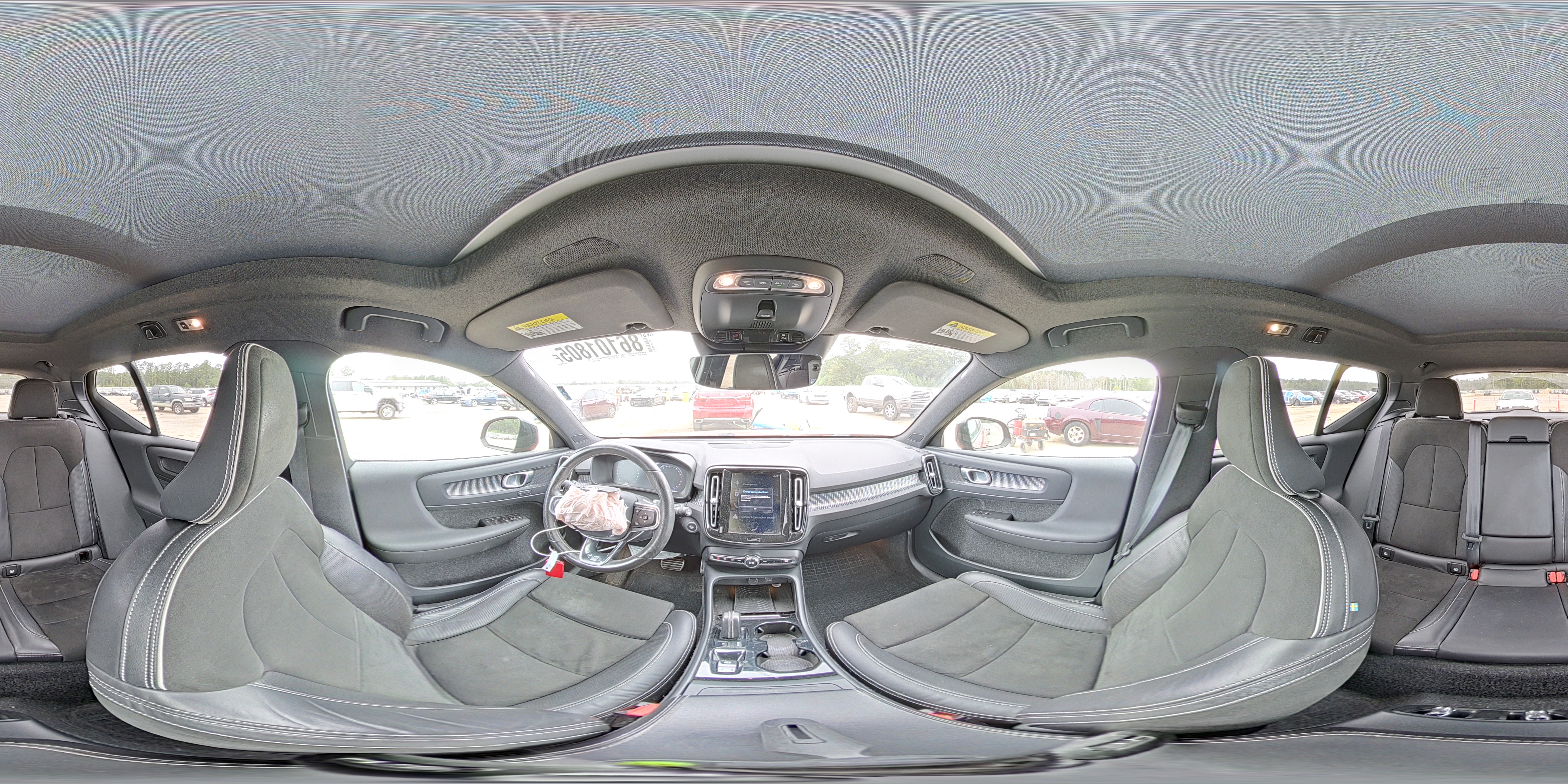 2019 Volvo Xc40 T4 R-Design VIN: YV4AC2HM9K2074892 Lot: 86101805