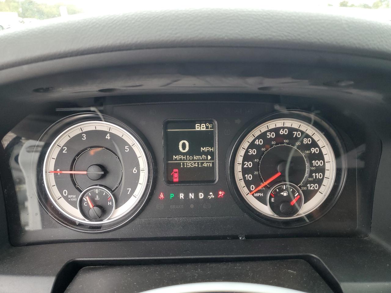 2016 Ram 1500 St VIN: 1C6RR7FG7GS385704 Lot: 82298565