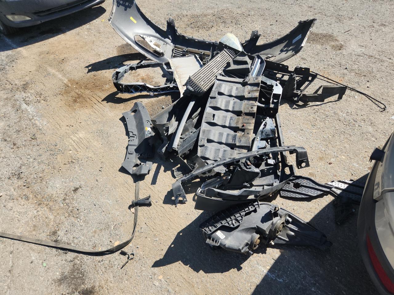 2016 Ford Escape Se VIN: 1FMCU0GX1GUB62481 Lot: 82342285