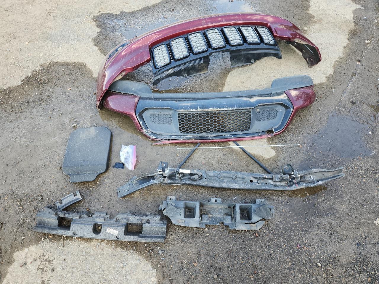 2018 Jeep Grand Cherokee Laredo VIN: 1C4RJFAG5JC181275 Lot: 84901695