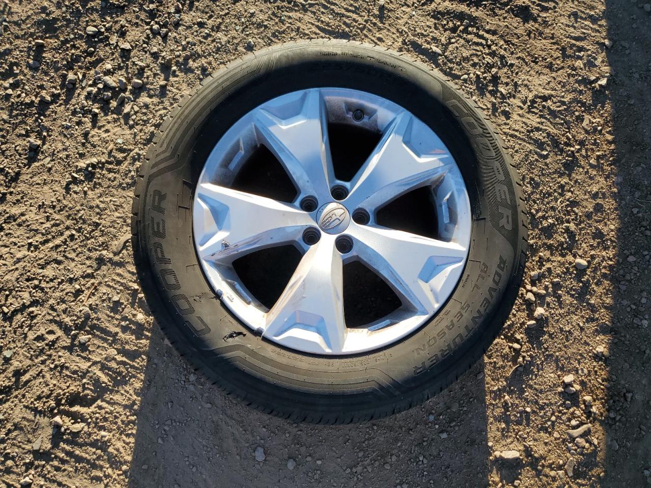 2015 Subaru Forester 2.5I Premium VIN: JF2SJADC7FH579094 Lot: 85571575