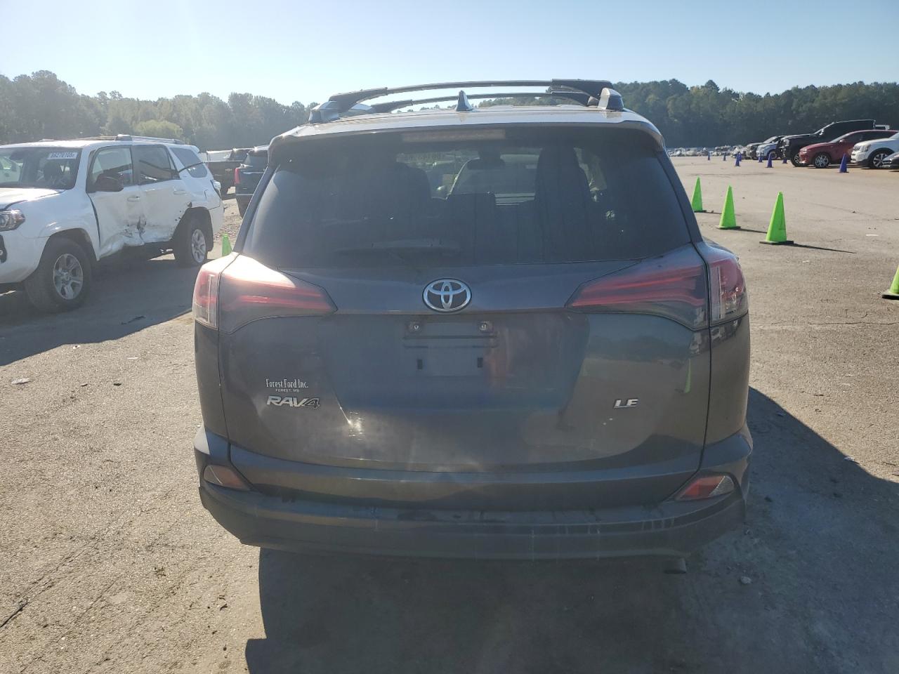 2018 Toyota Rav4 Le VIN: JTMZFREV0JJ202301 Lot: 86143965