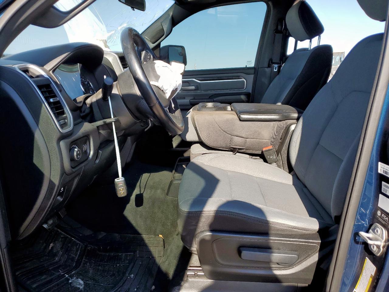 2021 Ram 1500 Big Horn/Lone Star VIN: 1C6SRFFT3MN825646 Lot: 86222525