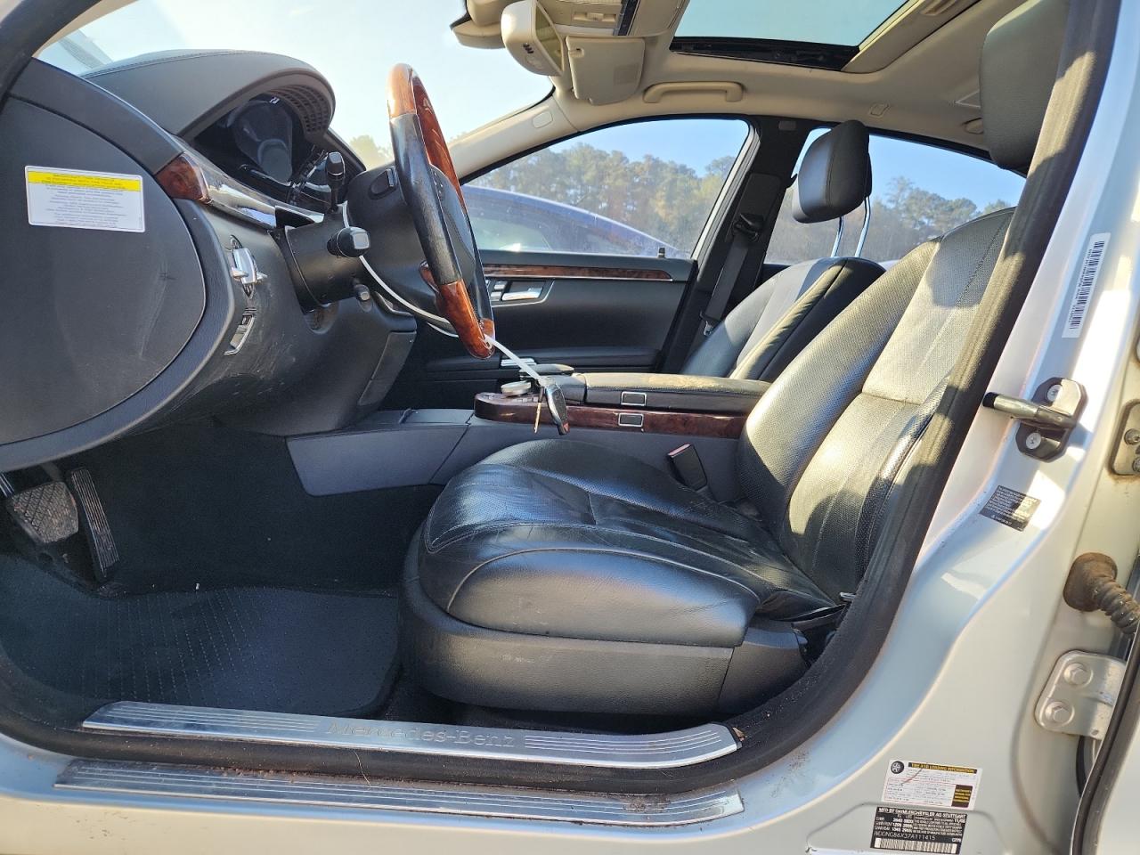 2007 Mercedes-Benz S 550 4Matic VIN: WDDNG86X37A111415 Lot: 82674975