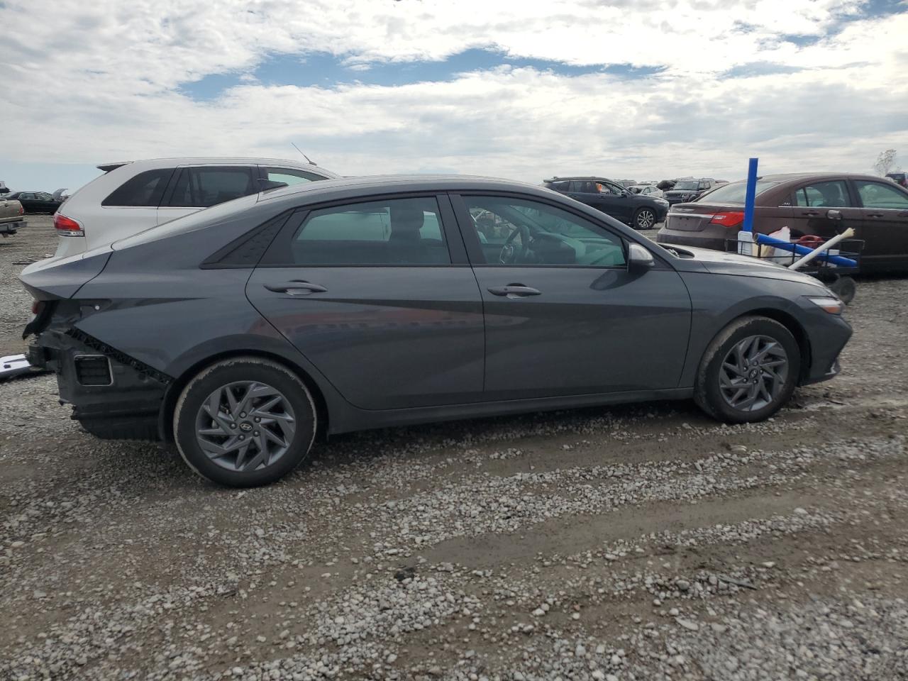 Elantra Elantra