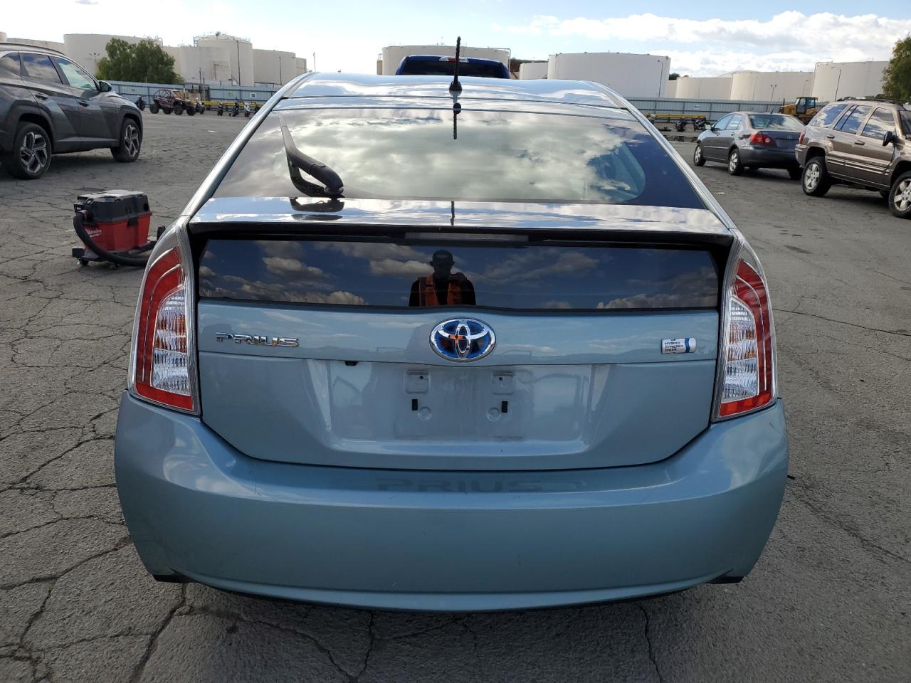 2015 Toyota Prius VIN: JTDKN3DU7F2002396 Lot: 82224025