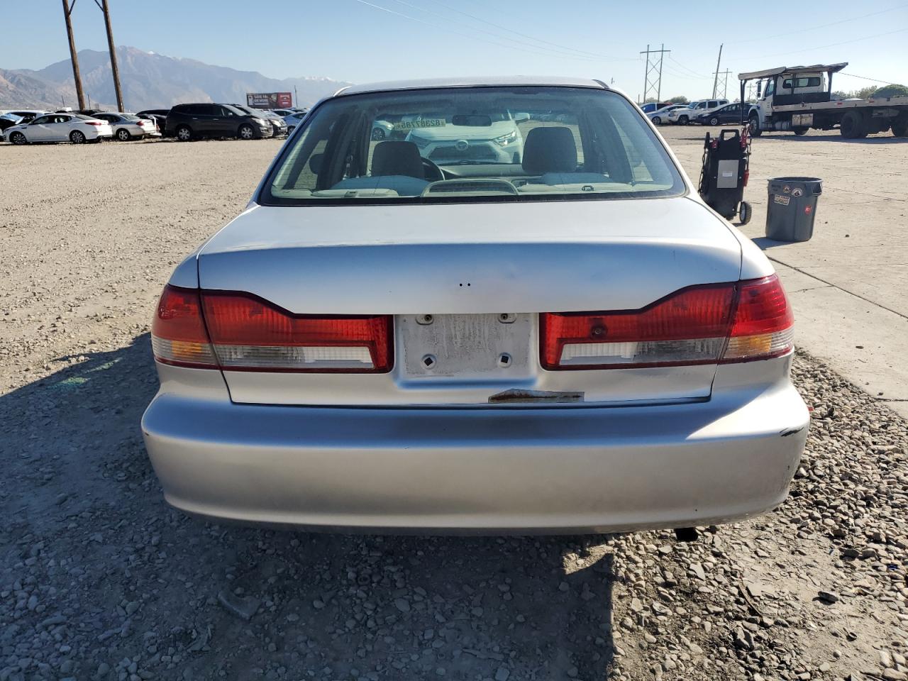 2002 Honda Accord Lx VIN: 3HGCG66552G704399 Lot: 82387785