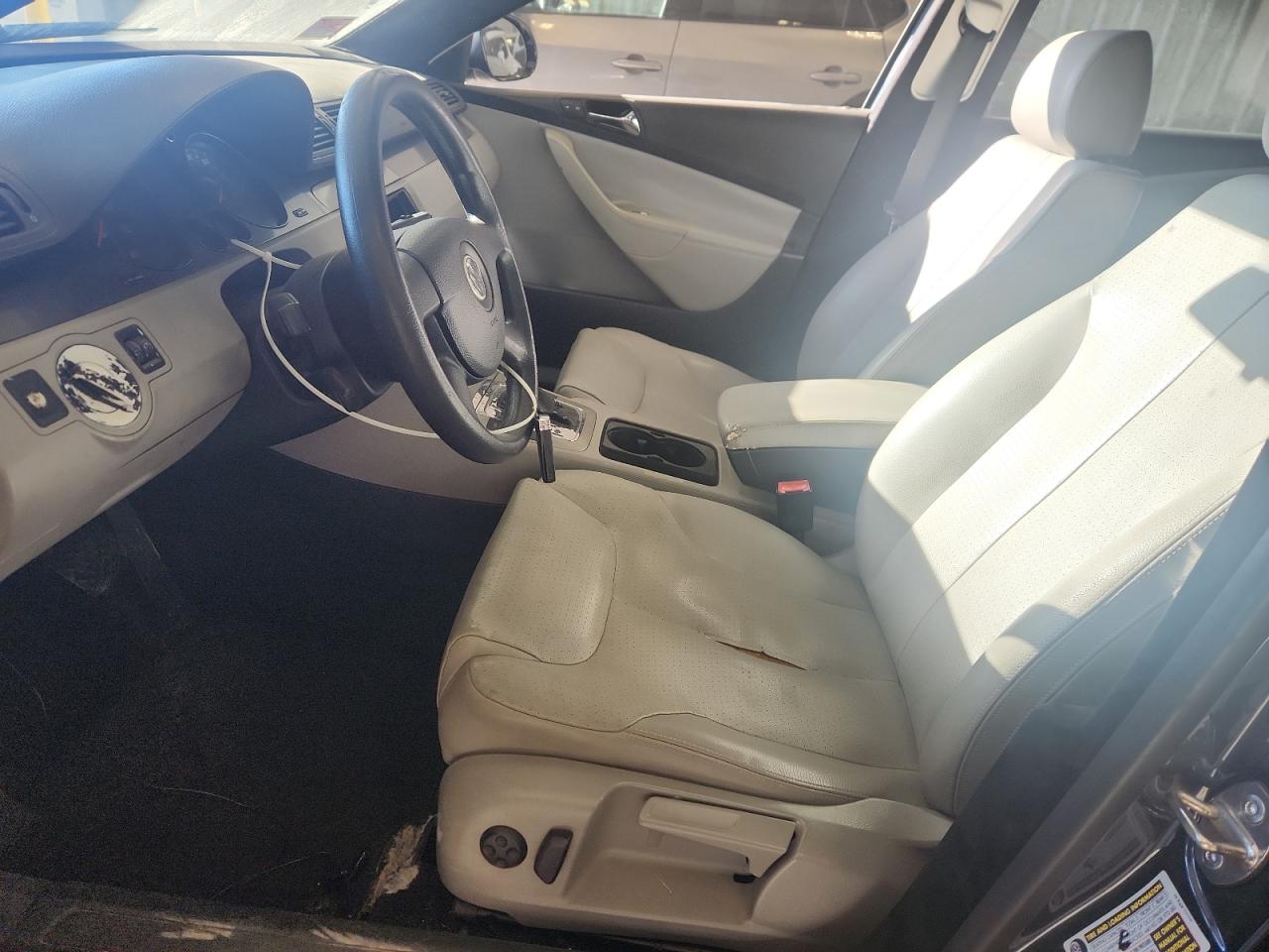 2006 Volkswagen Passat 2.0T VIN: WVWAK73C36P144221 Lot: 85531935