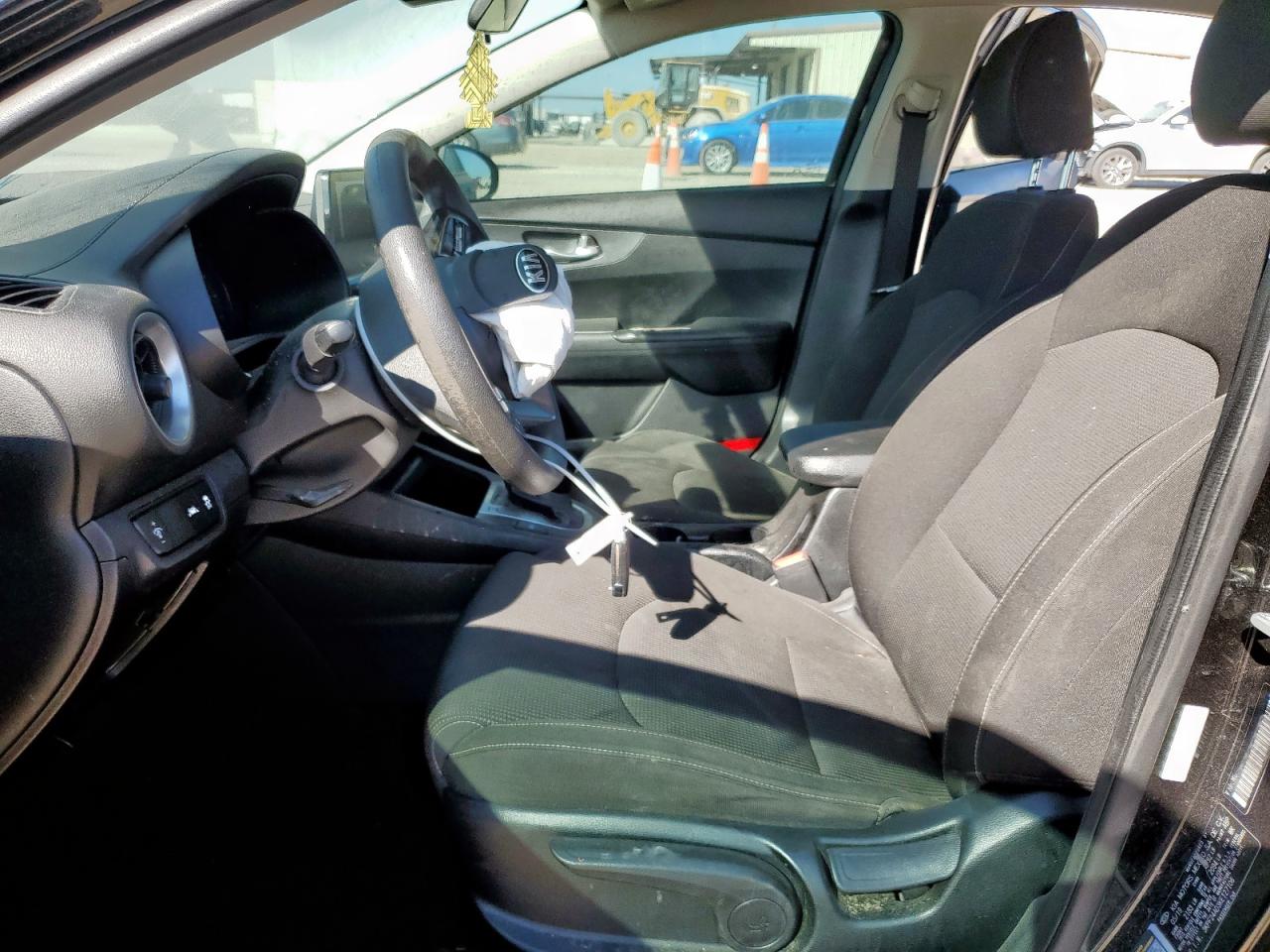 2019 Kia Forte Fe VIN: 3KPF24AD3KE127106 Lot: 86338355